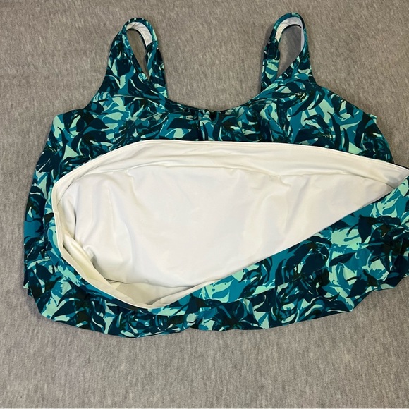 L. L. Bean Blue and Green Patterned Tankini Bathing Suit Top - Picture 2 of 5
